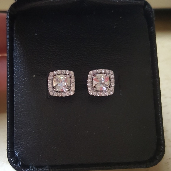 Swarovski Jewelry - 18k Swarovski Emerald Stud Earrings